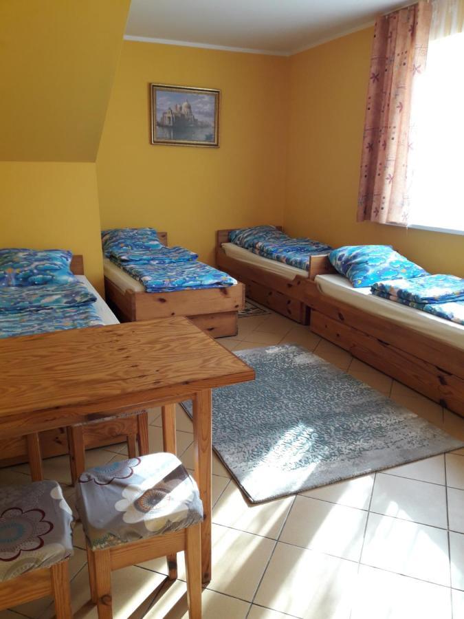 U Wikinga Hotel Zastan Kültér fotó