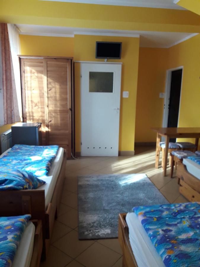 U Wikinga Hotel Zastan Kültér fotó